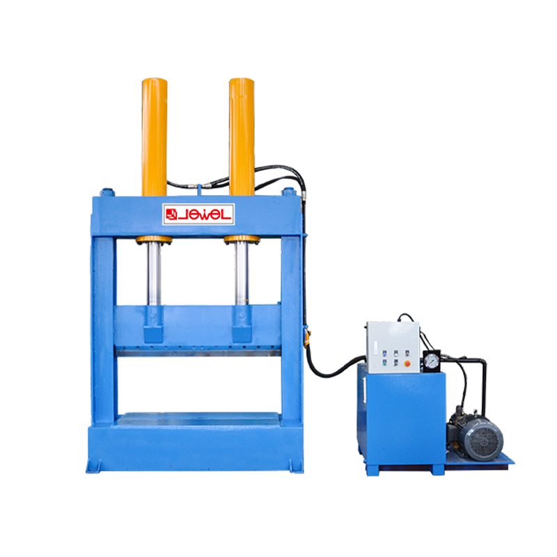 ماكينات تقطيع الورق