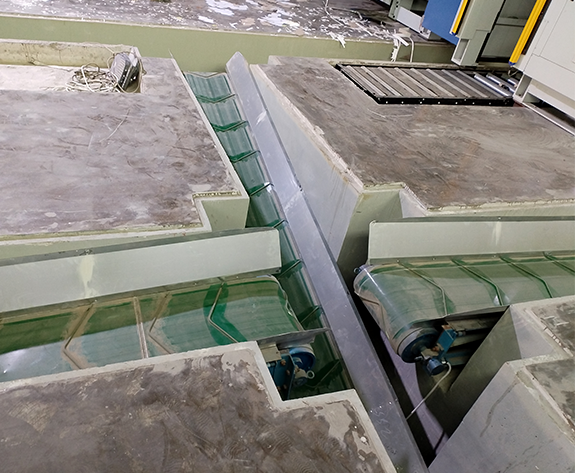 نظام تفريغ النفايات الأوتوماتيكي بالكامل لمصنع تغليف القطع بالقالب السعودي