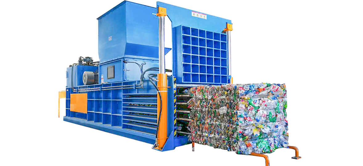 زجاجة بلاستيكية